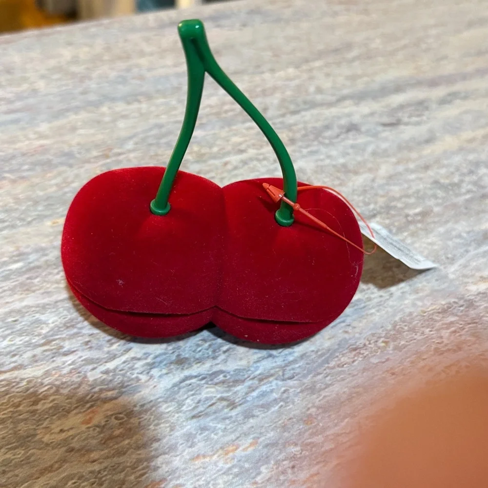 NEW Cherry Jewelry Organizer